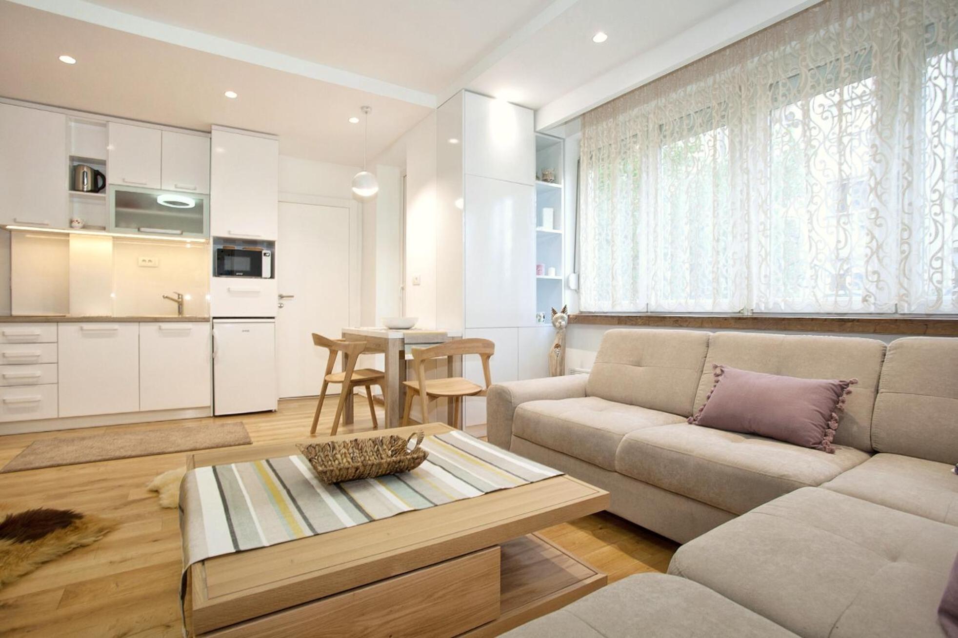 Hostgost Selected - Skadarlija Square Апартаменты Белград